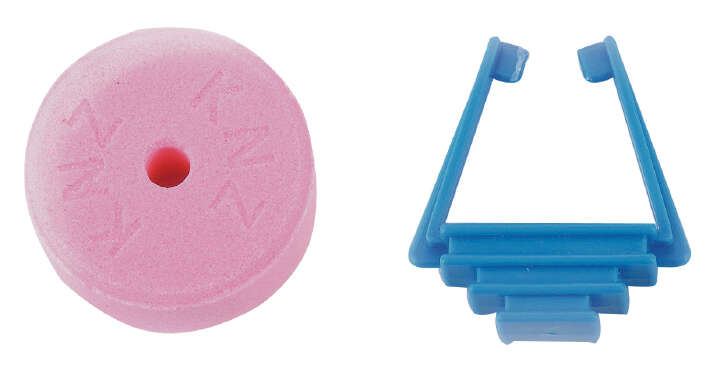 KERBL Salzleckstein mit Halter